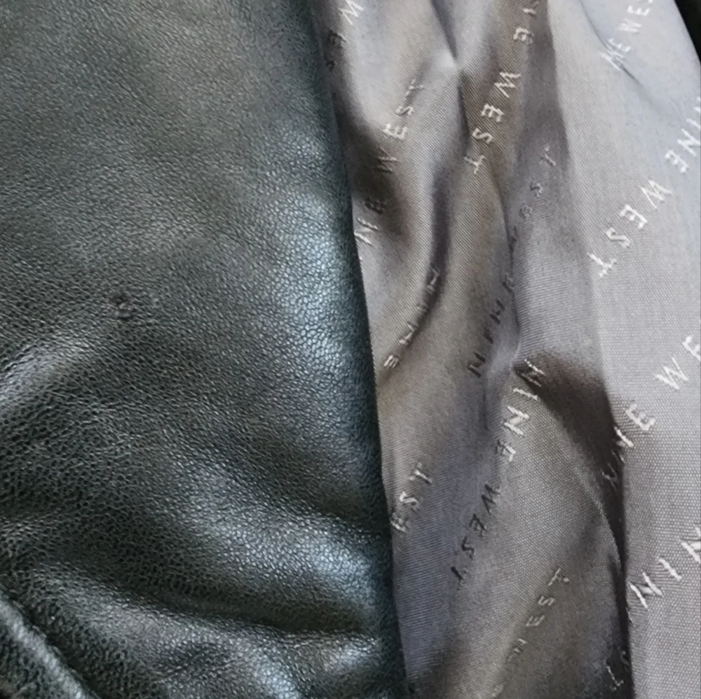 Great preloved condition- Nine West leather blazer. Size Small. Black,heavy. - Picture 5 of 7